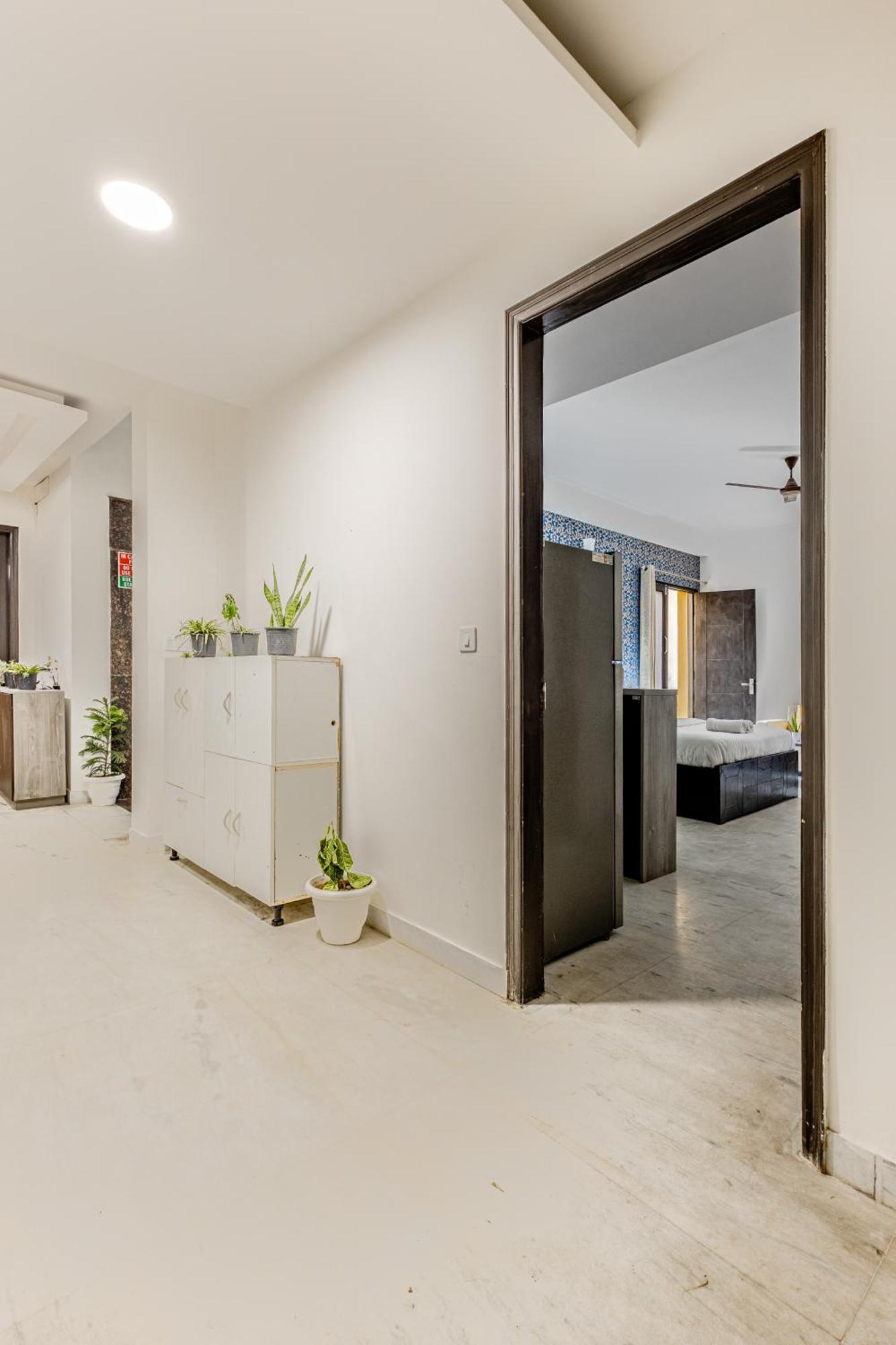 Lime Tree Service Apartment Golf Course Road, Гургаон Экстерьер фото