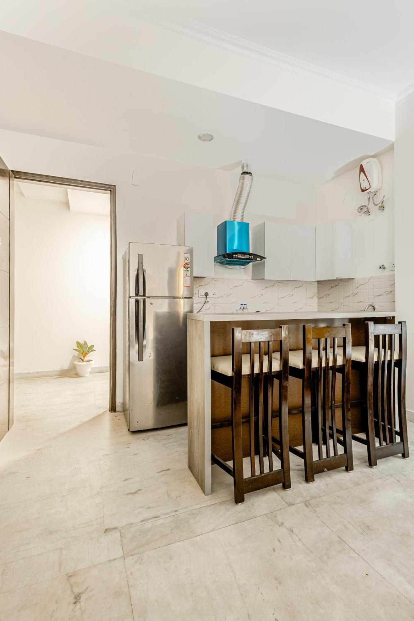 Lime Tree Service Apartment Golf Course Road, Гургаон Экстерьер фото