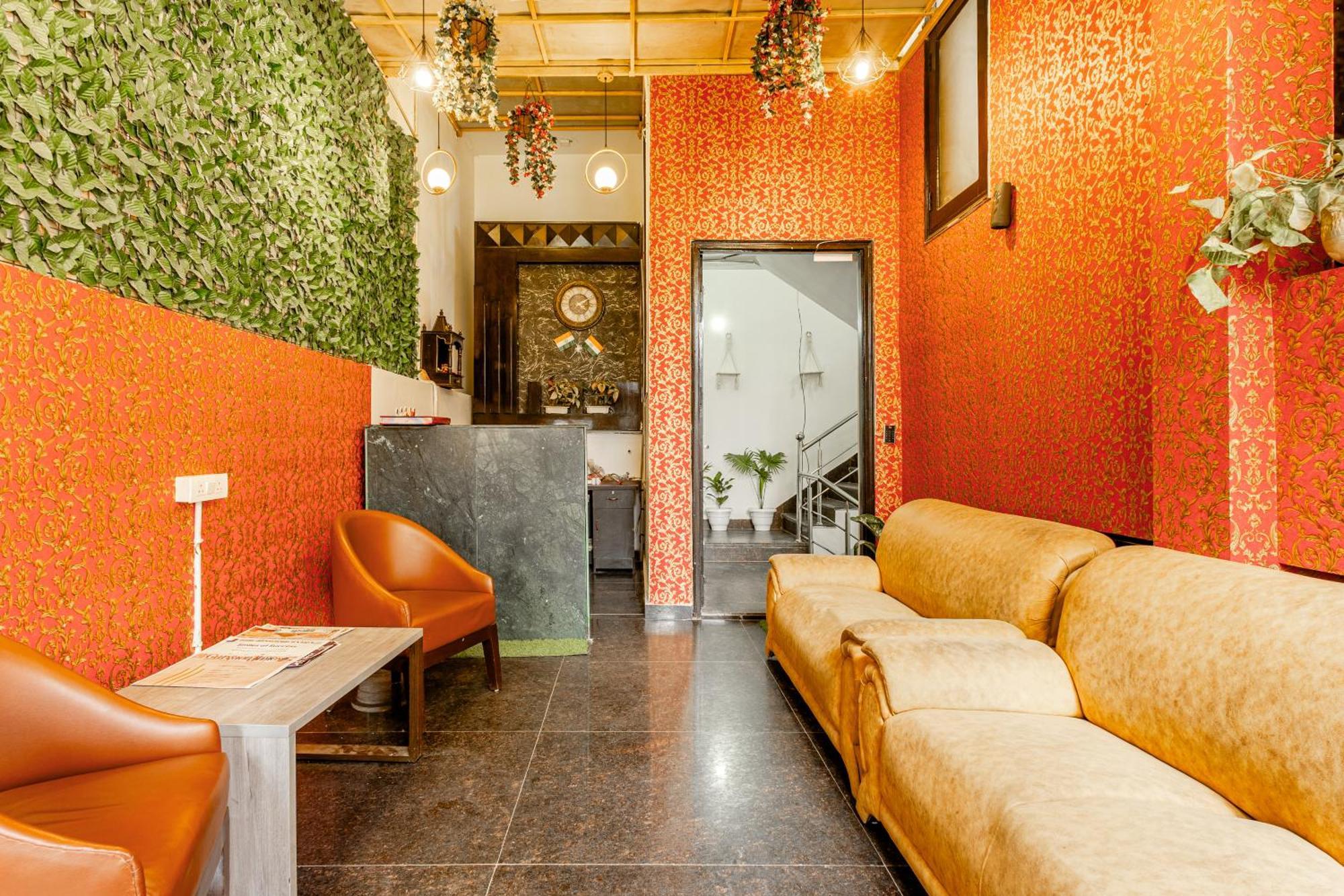 Lime Tree Service Apartment Golf Course Road, Гургаон Экстерьер фото